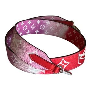 LOUIS VUITTON - Monogram Escale Rouge Bandouliere strap